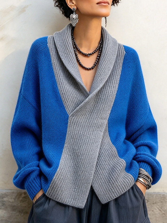 Maglione con collo a scialle color block blu elegante e accogliente