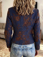 Vintage-Jacquard-Jacke mit Mandarinkragen und Blumenmuster und Knebelverschlüssen aus Metall