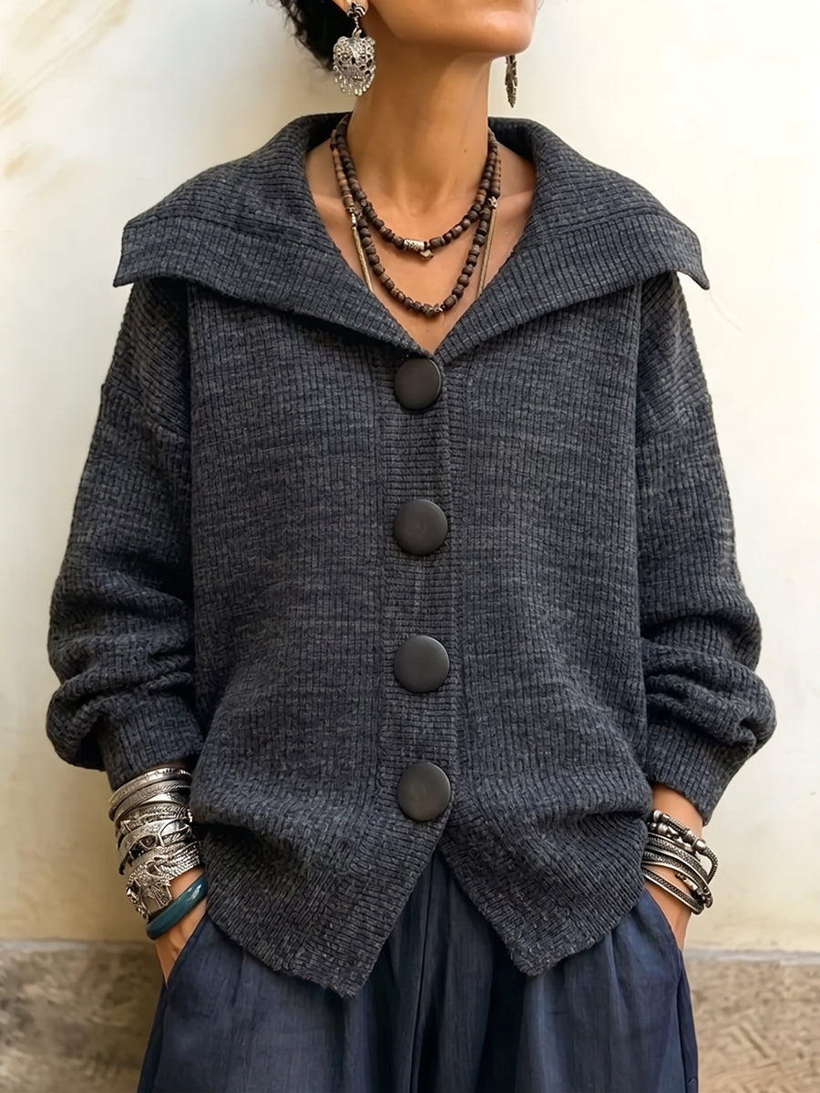 Gemütlicher, gerippter, übergroßer Cardigan mit Knopfleiste vorne