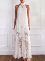 Abito maxi con scollo all'americana in pizzo bianco elegante ed elegante