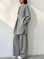 Schickes, entspanntes zweiteiliges Lounge-Set in Heather Grey