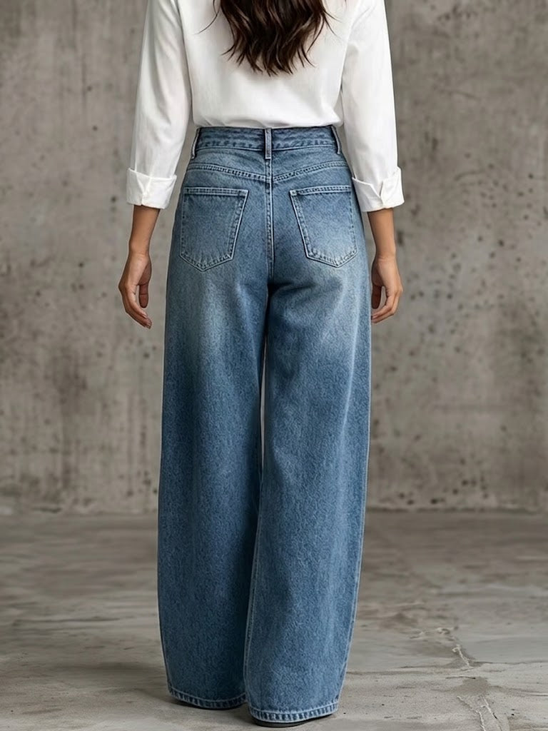 Jeans casual in stile militare con bottoni in metallo