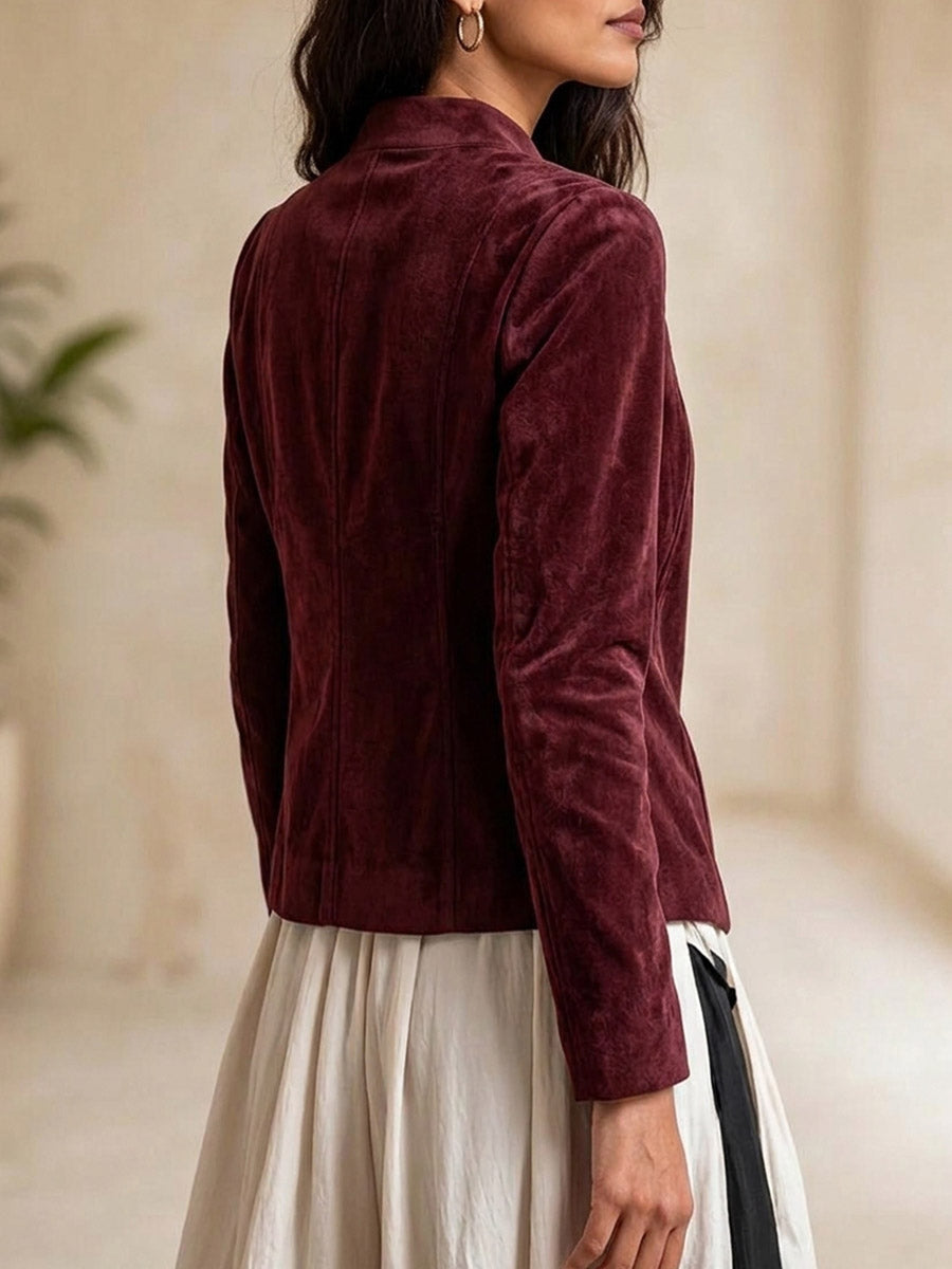 Giacca da donna con colletto drappeggiato in velluto con bottoni asimmetrici