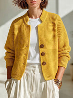 Comodo cardigan in maglia grossa con colletto rialzato