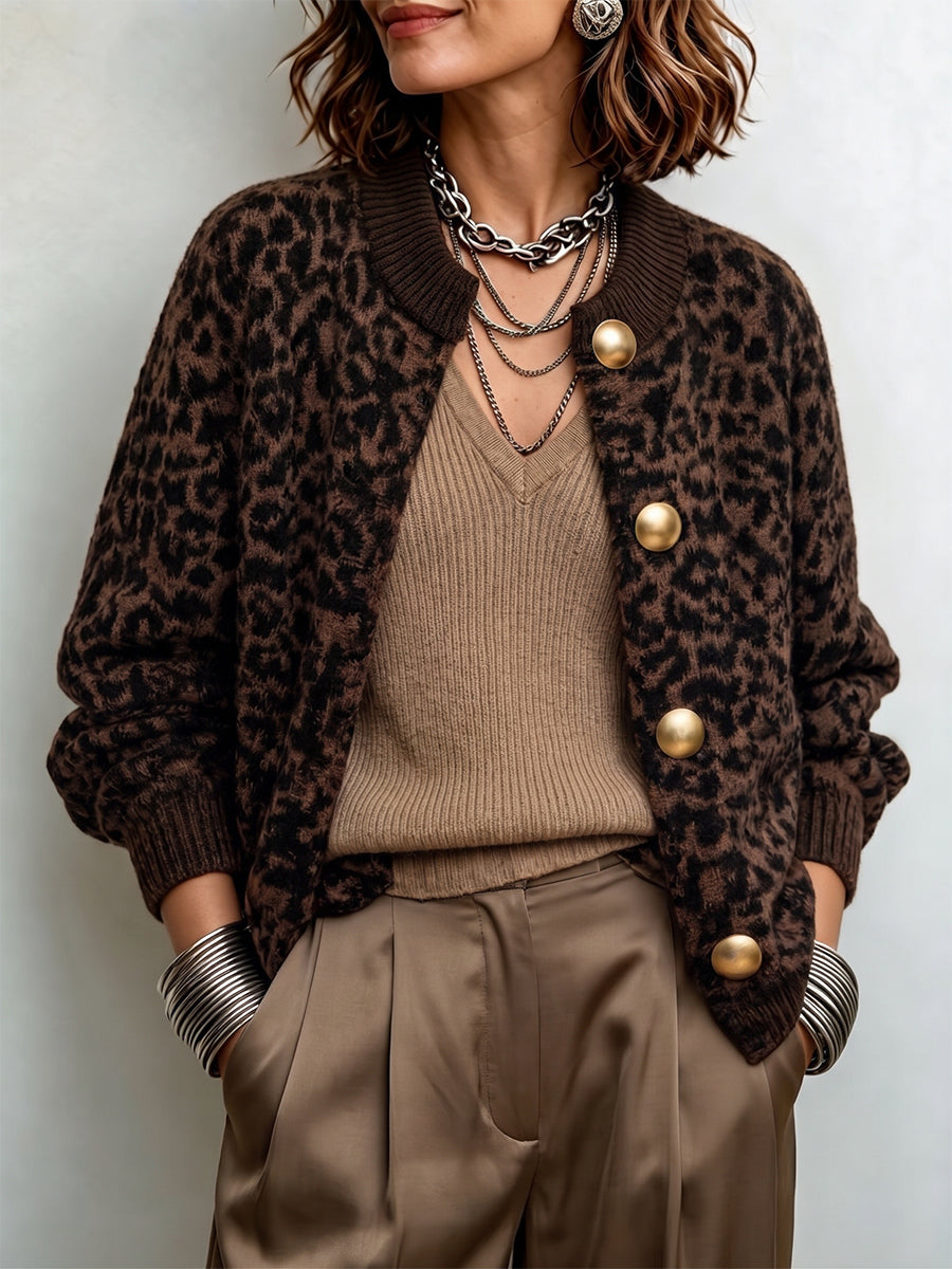 Cardigan in maglia con stampa leopardata audace
