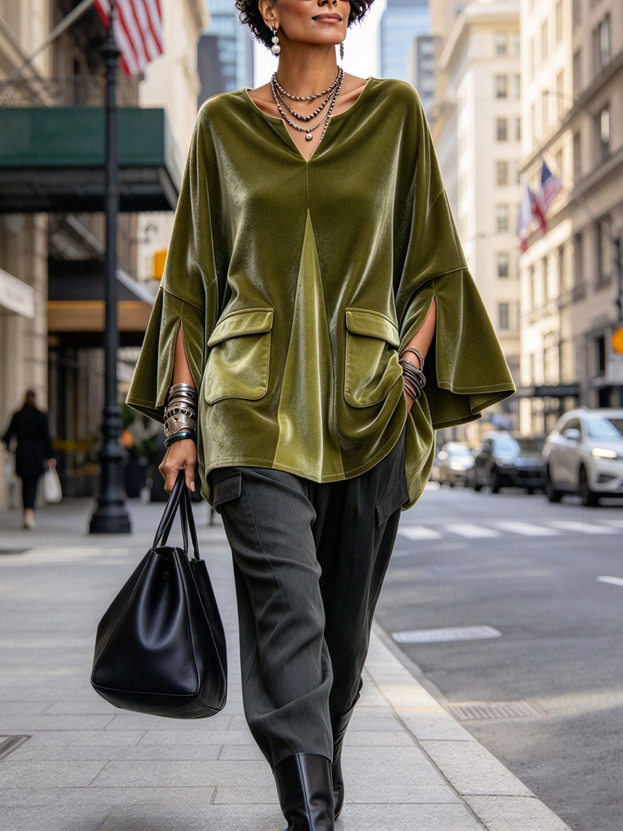 Elegante top tunica in velluto verde oliva con scollo a V