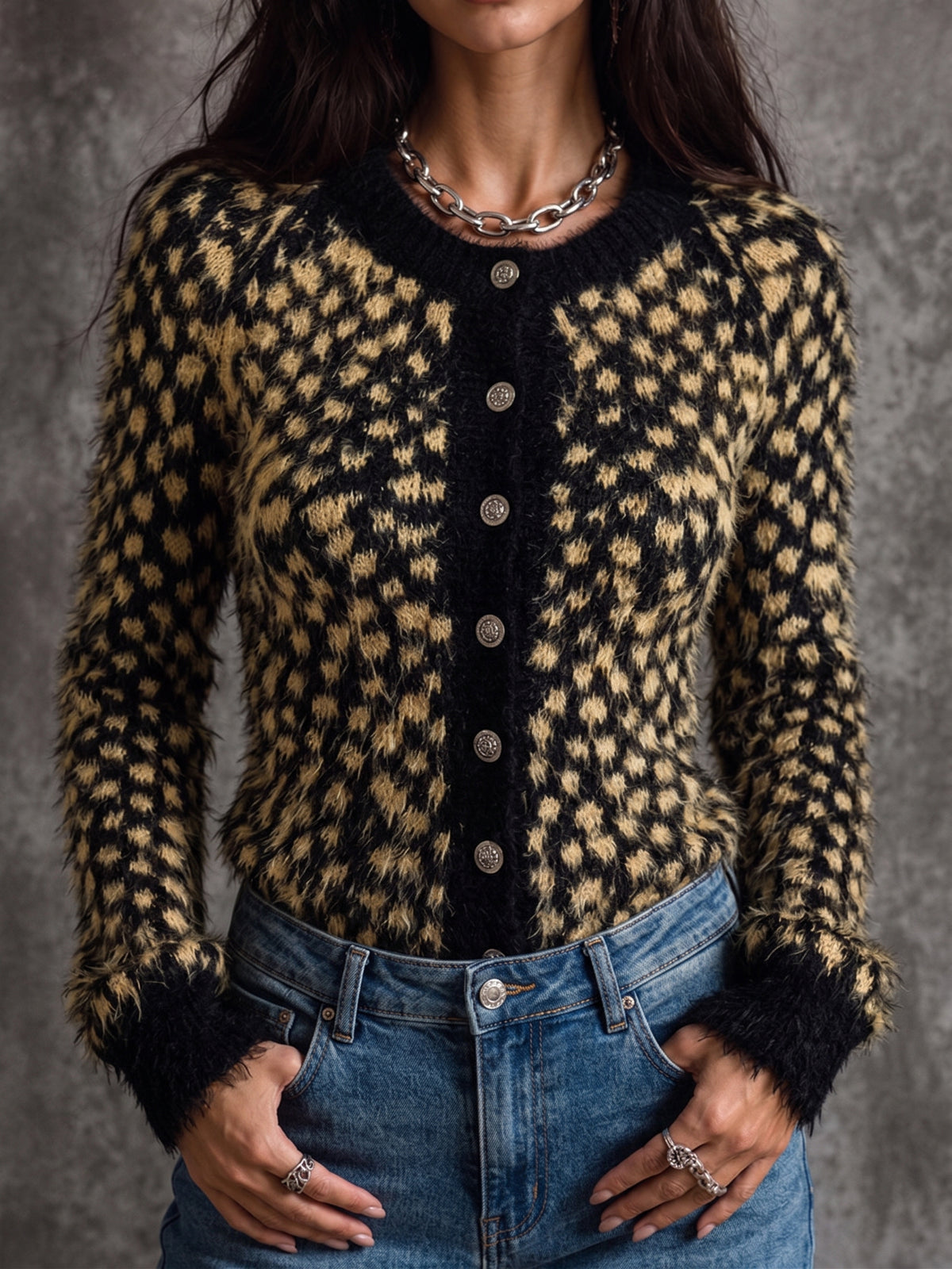 Chic Fuzzy Leopard Pattern Knit Cardigan