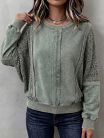Lässiges Sweatshirt aus gewaschener Baumwollmischung mit Spitzeneinsätzen