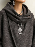Übergroßer, asymmetrischer Kapuzenpullover aus Wollmischung