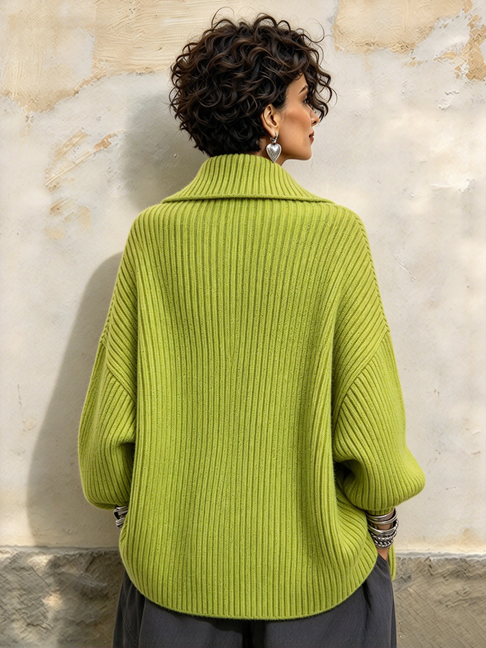 Ŝika Malsimetria Butona Turtleneck Svetero