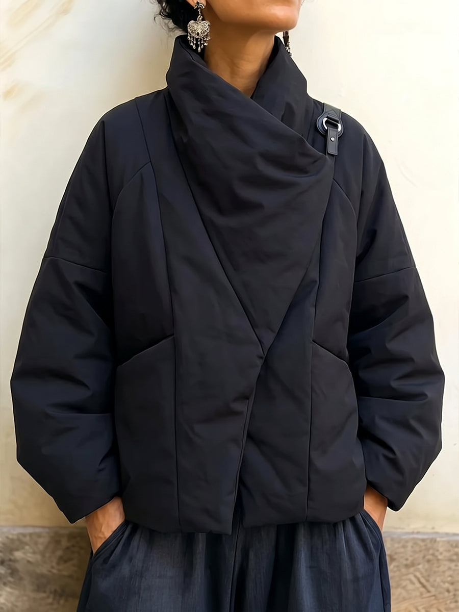 Zeitgenössische, drapierte, asymmetrische Pufferjacke