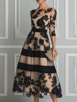 Vestido de noche midi de malla y encaje floral elegante y exquisito