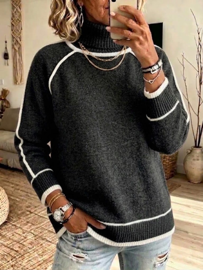 Maglione a collo alto in maglia raglan con finiture bianche a contrasto
