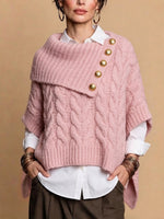 Schicker Zopfstrickpullover im Cape-Stil