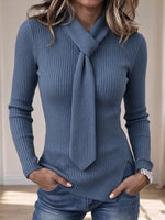 Ŝika Ribbed Knit Top with Integrated Skarp Dekoltaĵo