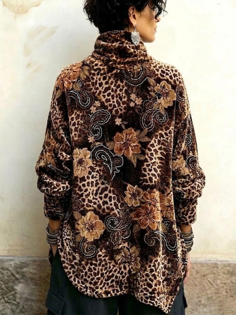 Asymmetrisches, hochgeschlossenes Samtoberteil mit Leoparden- und Blumendruck und Knopfleiste vorne
