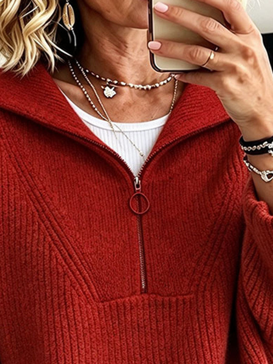 Maglione lavorato a coste con mezza zip, casual ed elegante
