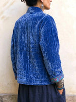 Chaqueta acolchada de terciopelo con botones vintage de mujer de color azul