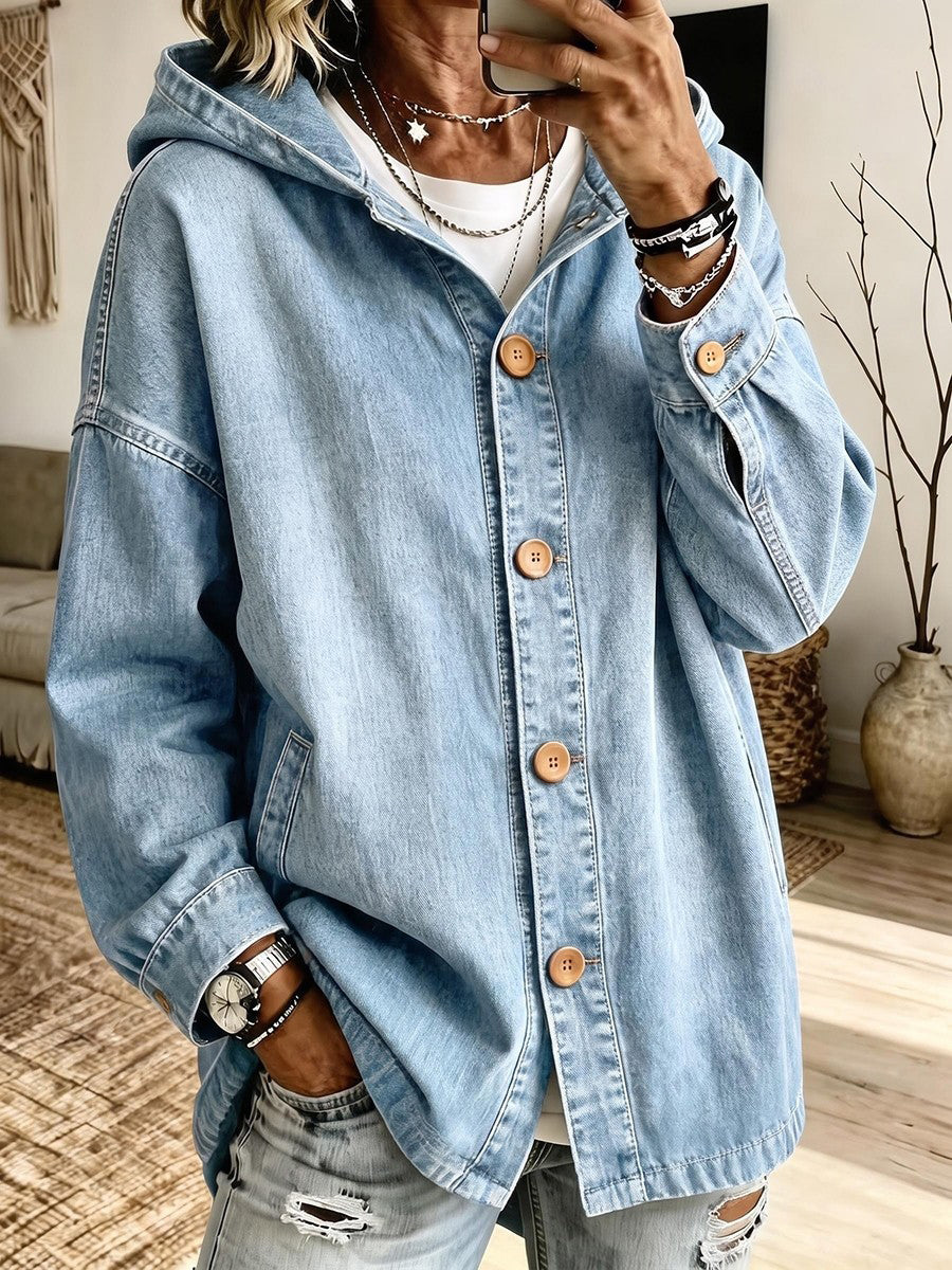 Lässige Jeansjacke mit Kapuze und Knopfleiste vorne