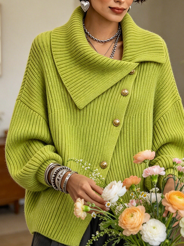 Ŝika Malsimetria Butona Turtleneck Svetero