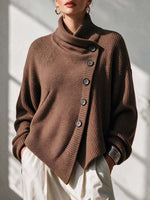 Asymmetrischer, geknöpfter Grobstrickpullover für Damen