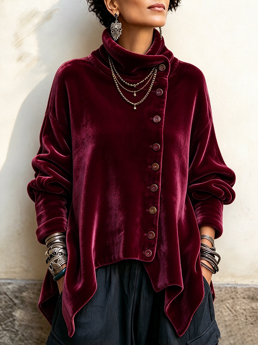 Top dolcevita chic in velluto con bottoni asimmetrici