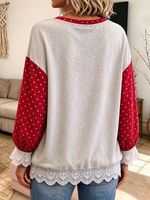 Lässiges, gepunktetes Weihnachtsbaum-Sweatshirt