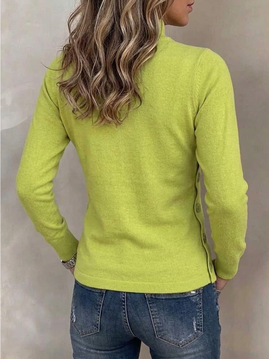 Schmal geschnittenes Strickoberteil mit Stehkragen und Knopfdetails