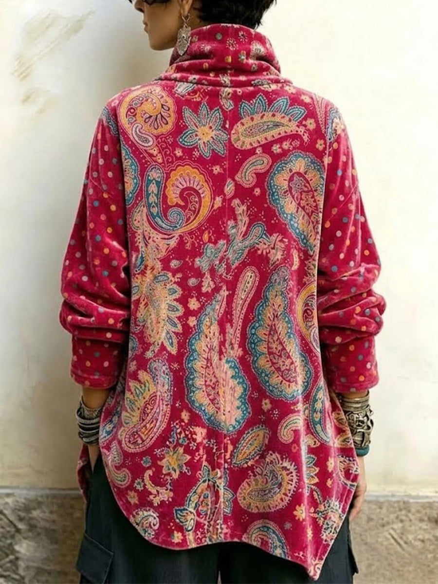 Top a collo alto in velluto con stampa cachemire vintage e design asimmetrico con bottoni sul davanti