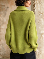 Schicker Pullover mit Schalkragen und gewelltem Saum