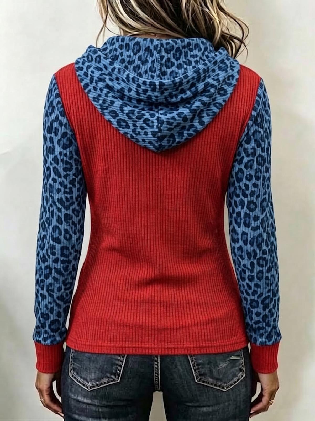 Fashionable Leopard-print Panel Ribbed Hoodie