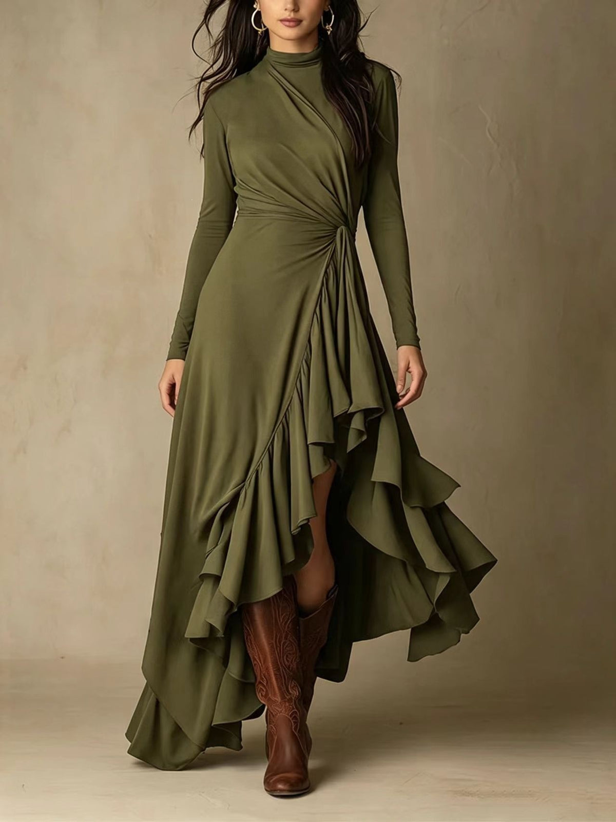 Schickes asymmetrisches Midi-Strickkleid mit gedrehtem, die Taille betonendem Detail