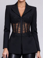 Blazer elegante con corsetto in pizzo trasparente
