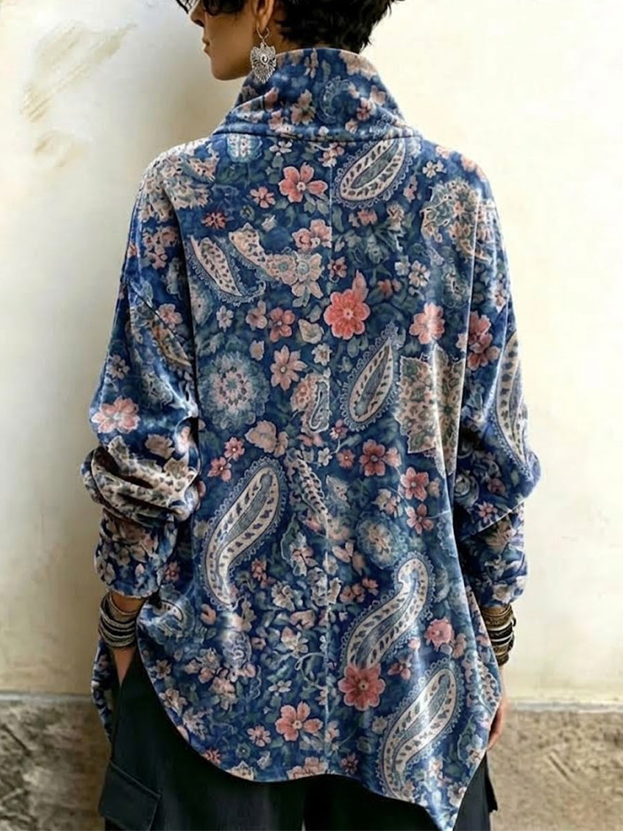 Top a collo alto in velluto con stampa cachemire floreale vintage e design asimmetrico con bottoni sul davanti